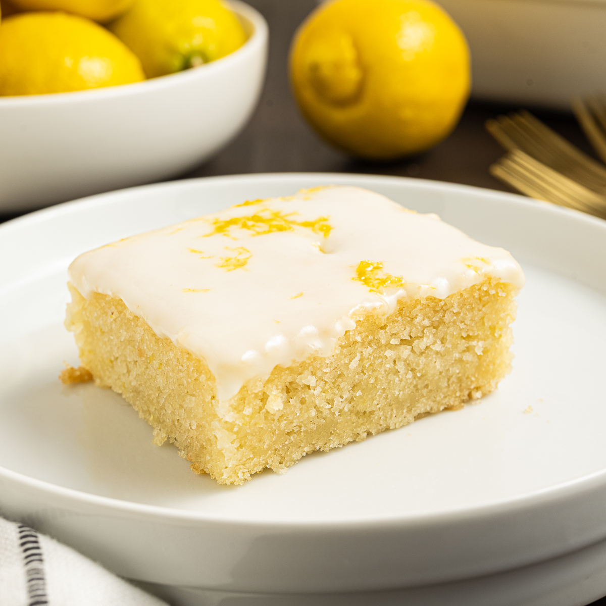 Eggless Lemon Cake